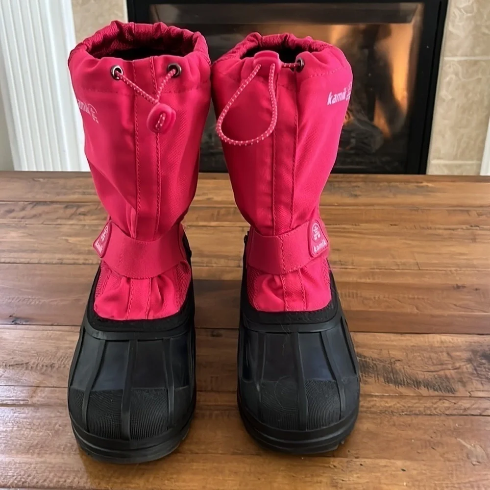 Kamik children snow/rain boots, size 5 , pink, in  very good condition.